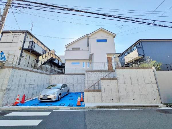 港南区新築戸建LDK18.8帖SIC床暖房日当り良好