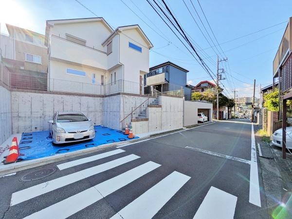 港南区新築戸建LDK18.8帖SIC床暖房日当り良好