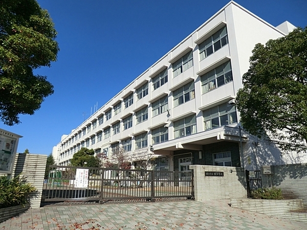 【A号棟】青葉区新築戸建南面バルコニー(横浜市立鉄小学校)