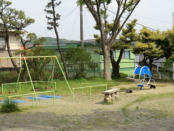 鎌倉市新築戸建3台駐車可駅歩6分(西鎌倉三丁目公園)