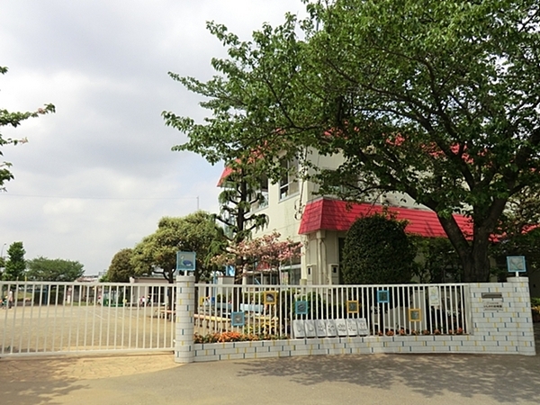 【1号棟】泉区新築戸建3台駐車可LDK22帖以上(いしかわ幼稚園)