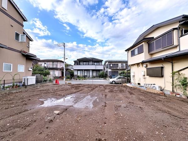 【1号棟】泉区新築戸建3台駐車可LDK22帖以上