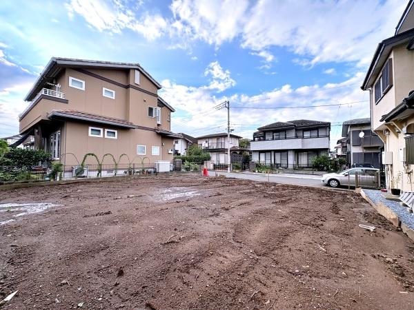 【1号棟】泉区新築戸建3台駐車可LDK22帖以上