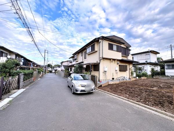 【1号棟】泉区新築戸建3台駐車可LDK22帖以上