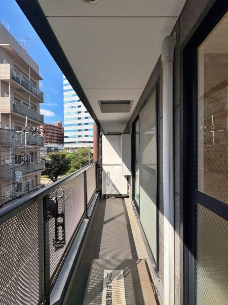 エクセレントハイツ川崎第３【駅歩7分南西角部屋】