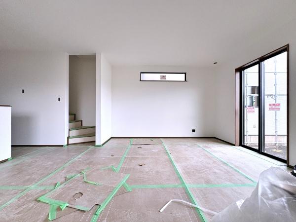 【A号棟】泉区新築戸建駐車2台全居室収納LDK18帖