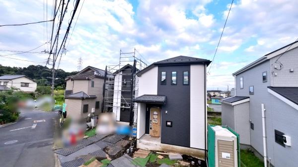 【A号棟】泉区新築戸建駐車2台全居室収納LDK18帖