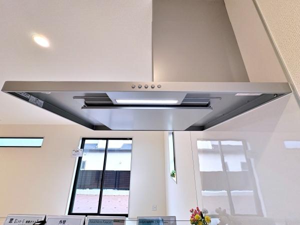 都筑区新築戸建カースペース2台長期優良住宅床暖房