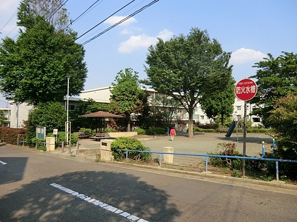 【1号棟】青葉区新築戸建駐車2台LDK19帖以上WIC(千草台第四公園)