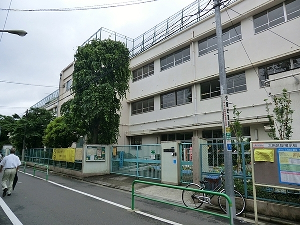 大田区西六郷２丁目の中古一戸建て(大田区立西六郷小学校)