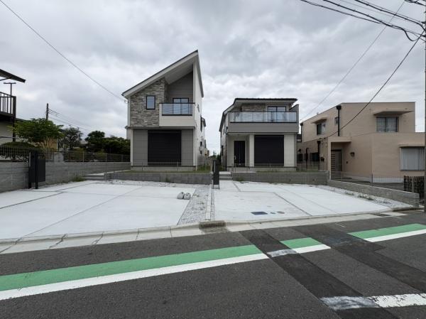 【1号棟】磯子区新築戸建駅歩7分駐車2台WIC×2