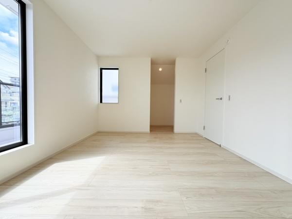 【1号棟】磯子区新築戸建駅歩7分駐車2台WIC×2