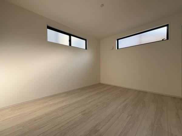 【1号棟】保土ケ谷区新築戸建納戸×2LDK18帖以上