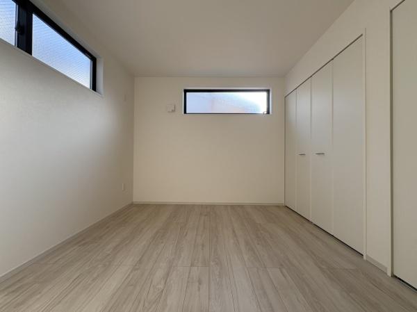 【1号棟】保土ケ谷区新築戸建納戸×2LDK18帖以上