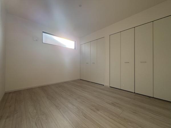 【1号棟】保土ケ谷区新築戸建納戸×2LDK18帖以上