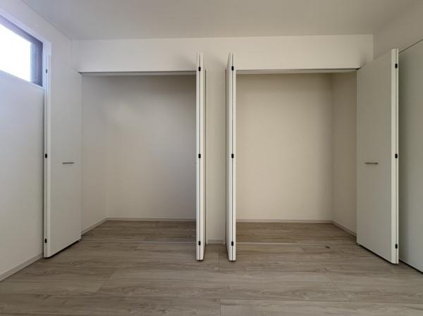 【1号棟】保土ケ谷区新築戸建納戸×2LDK18帖以上
