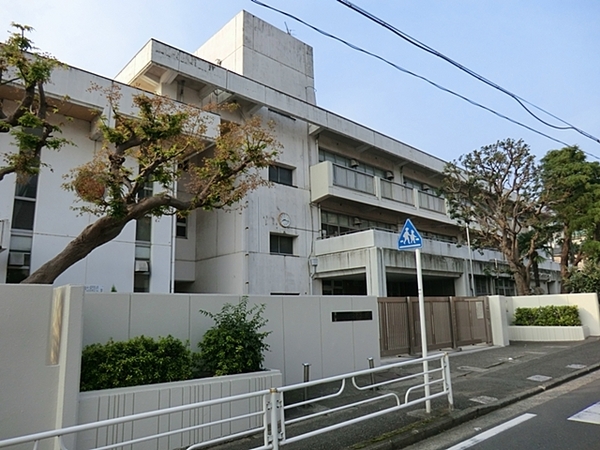 横浜市保土ケ谷区霞台の中古一戸建て(横浜市立岩崎小学校)