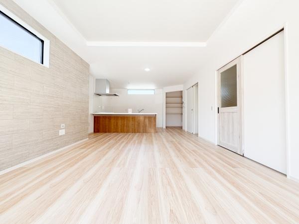 【1号棟】瀬谷区新築戸建カースペース2台角地
