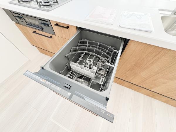 【2号棟】瀬谷区新築戸建カースペース2台陽当り良好