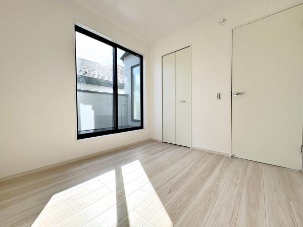 【1号棟】茅ヶ崎市新築戸建カースペースLDK20帖以上