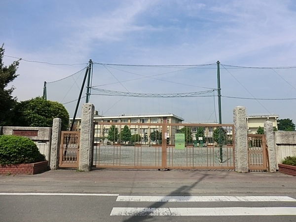 川崎市新築戸建納戸×2LDK19帖床暖房(川崎市立登戸小学校)