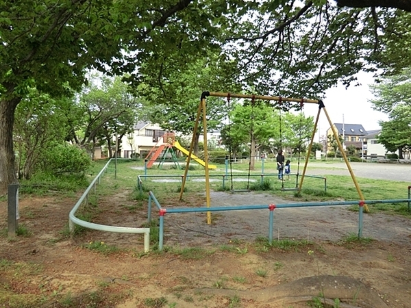 【3号棟】町田市新築戸建カースペース床暖房(鶴川仲よし児童公園)