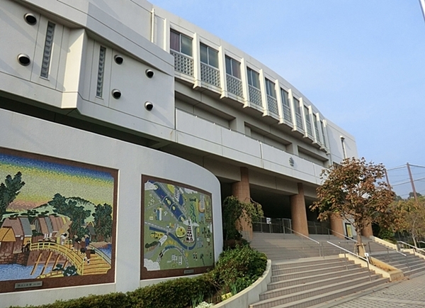横浜市保土ケ谷区神戸町の土地(横浜市立保土ケ谷小学校)
