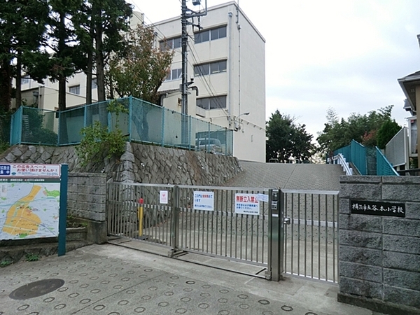 横浜市青葉区新築戸建　藤が丘駅徒歩5分　広々LDK　駐車2台(横浜市立谷本小学校)