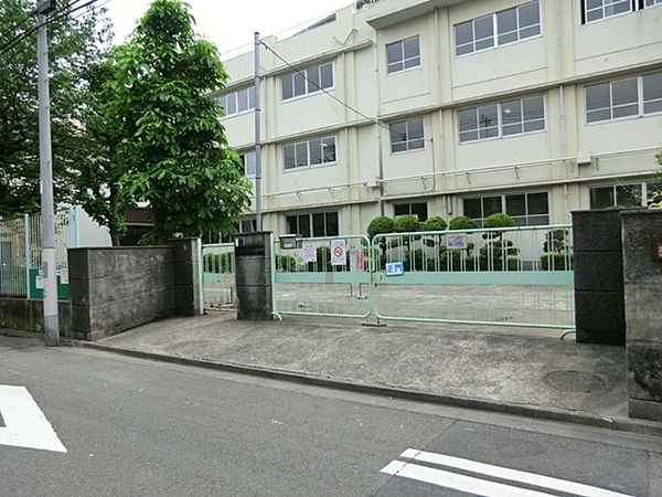 【2号棟】川崎市川崎区新築戸建　LDK床暖　WIC　南道路(川崎市立向小学校)