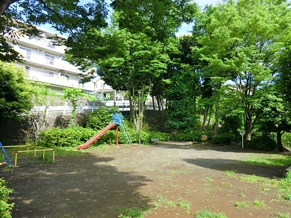 川崎市麻生区新築戸建　敷地34坪　LDK19帖超　駐車2台(高石あかね公園)