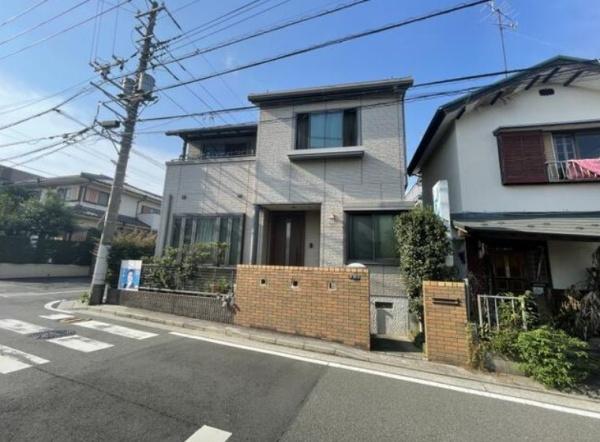 泉区中古戸建駅徒歩6分平坦南面道路接道