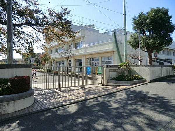 【1号棟】青葉区新築戸建2台駐車可LDK24帖(恩田小学校)