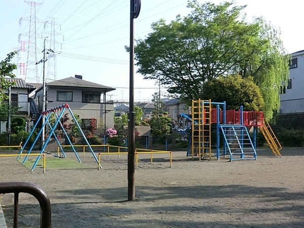 【1号棟】瀬谷区新築戸建3台駐車可パントリー(阿久和東公園)