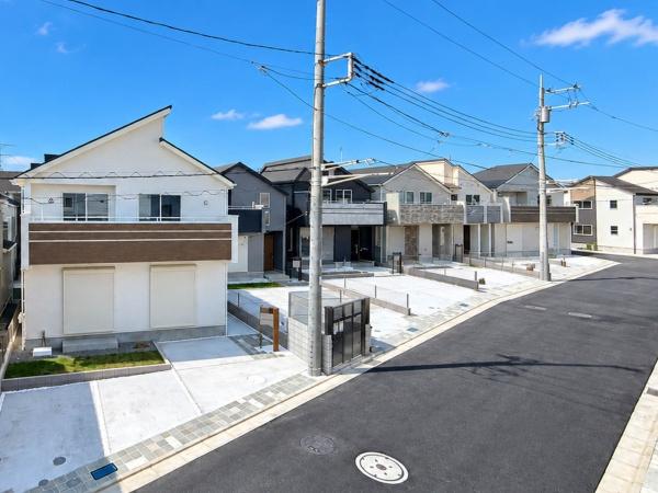 【6号棟】瀬谷区新築戸建2台駐車可和室吹抜け