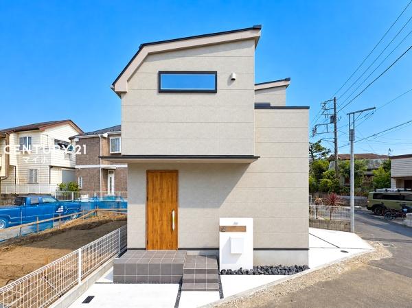 【1号棟】藤沢市新築戸建駅徒歩8分ウッドデッキ
