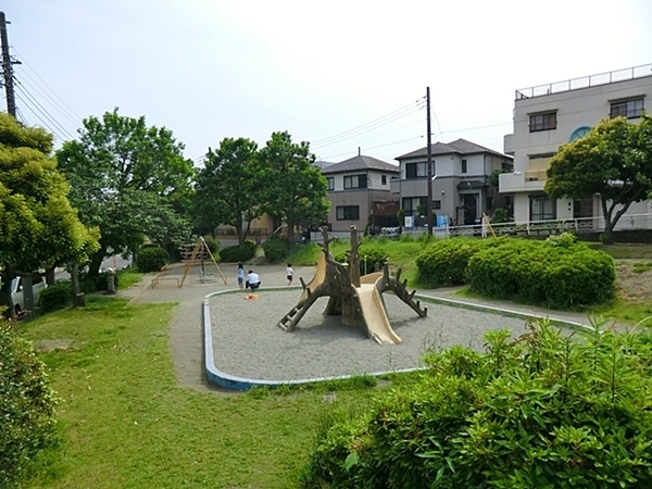 藤沢市柄沢２丁目の中古一戸建て(天岳院下公園)