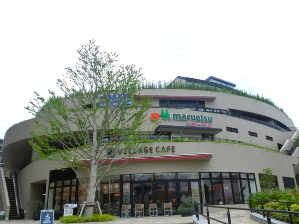 横浜市磯子区磯子台の土地(マルエツ磯子店)