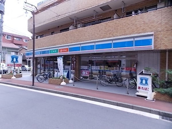 千鳥町アーバンドエル(ローソン千鳥一丁目店)