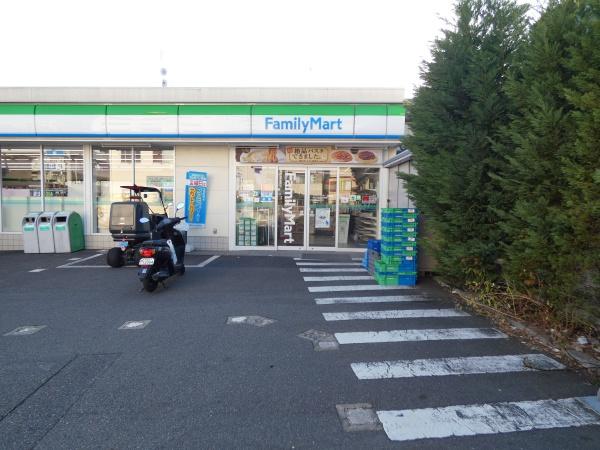 ローズハイツ東雪谷(ファミリーマート大田上池台三丁目店)