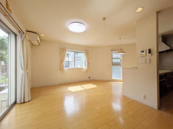 川崎市川崎区小田３丁目の中古一戸建て