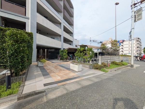 レフィーズ千鳥町