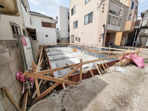 目黒区目黒４丁目の新築一戸建