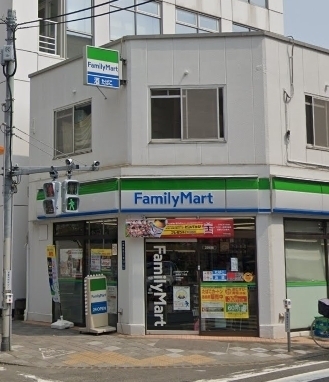 ロイヤルハイツ蒲田(ファミリーマート蒲田四丁目店)