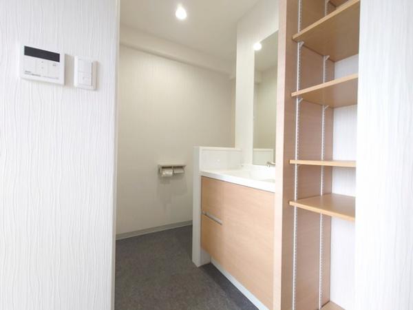 ジュウエル城西