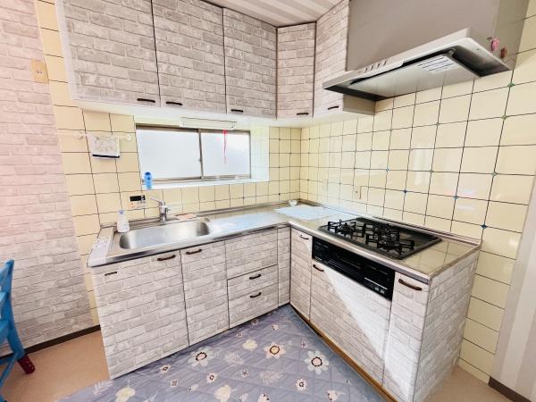 京都市南区久世殿城町の中古一戸建
