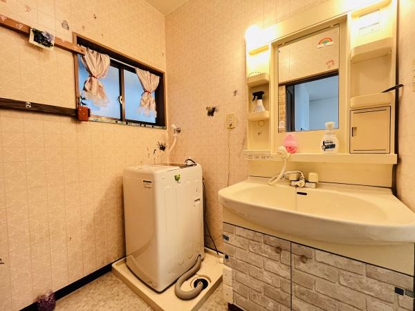 京都市南区久世殿城町の中古一戸建