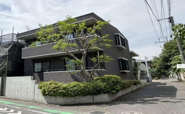 新宿区西落合１丁目中古一戸建て