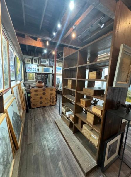 文京区本郷６丁目　中古連棟式建物　店舗付き住宅