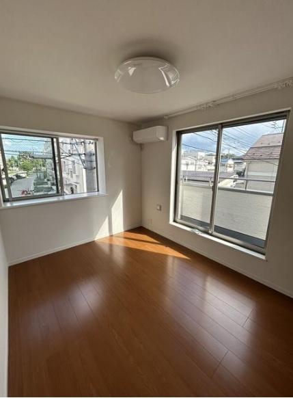 足立区西新井本町４丁目　中古一戸建て