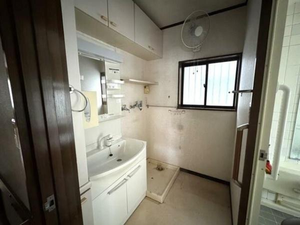足立区伊興５丁目の中古一戸建て